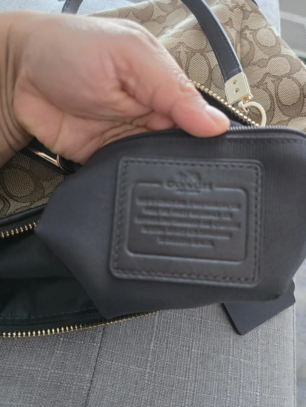 COACH Signature Small Kelsey Satchel